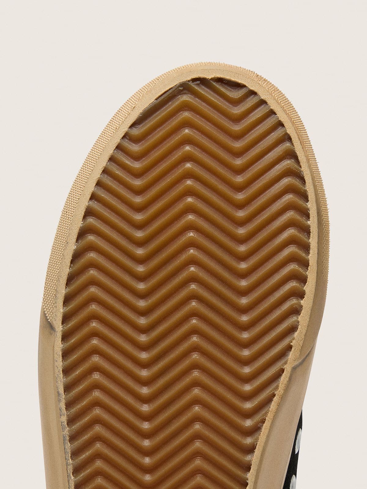 Golden Goose - Super-Star レディース LAB ラミネートスエード（ブラック）＆ナイロン レリーフスター＆クリスタル付きシューレース in 