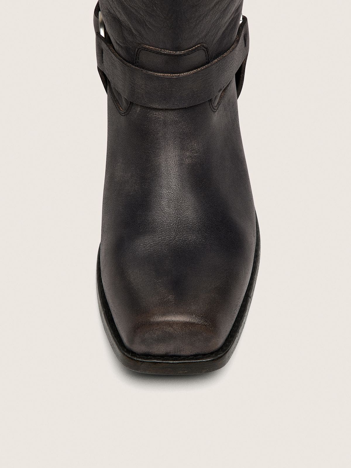 Golden Goose - Hoher Damen-Bikerstiefel aus schwarzem Leder mit Riemen und silberfarbener Schnalle in 