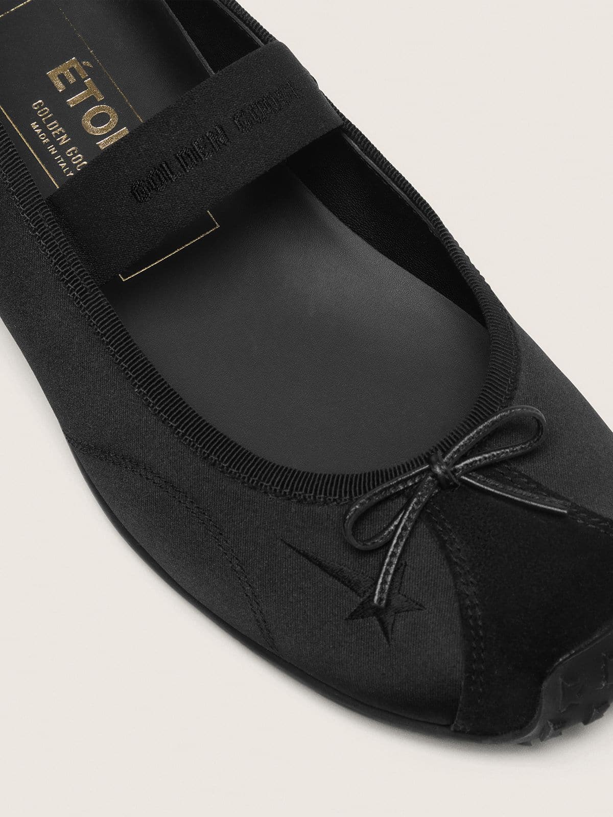Golden Goose - Ballerine &Eacute;toile in satin nero con stella ricamata nera e fascia elastica in 
