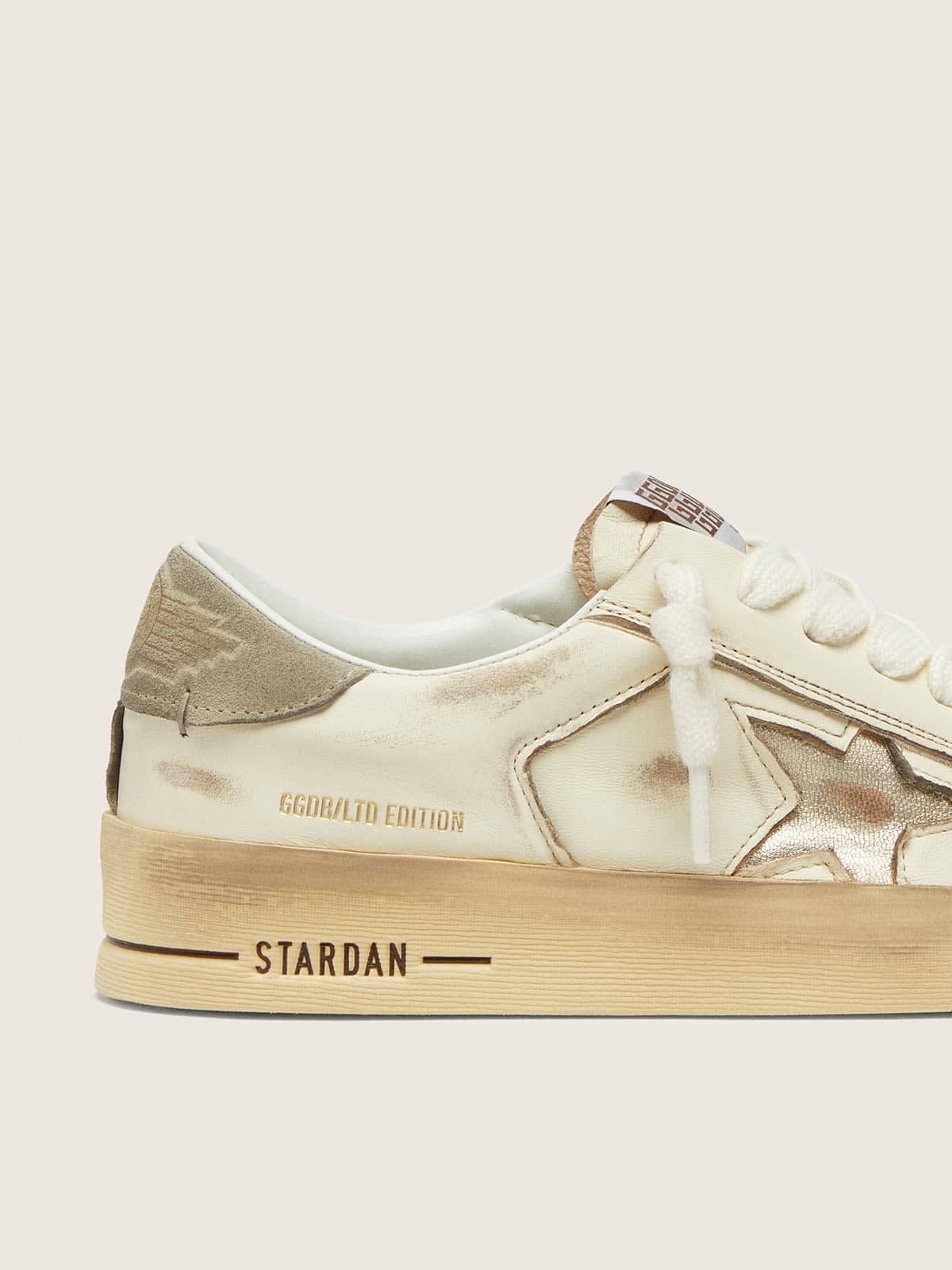 Golden Goose - Stardan LTD de mujer de ante y napa blanca con estrella dorada in 