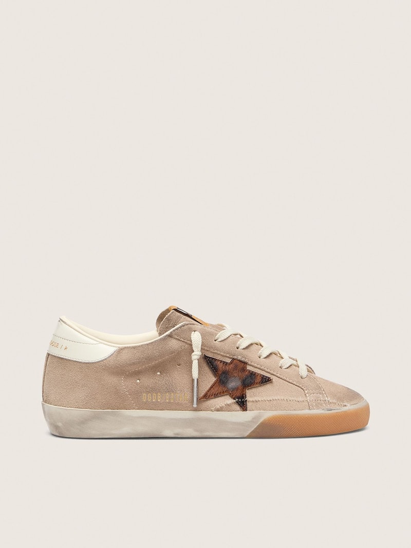 Women&rsquo;s Super-Star in beige suede with leopard-print star