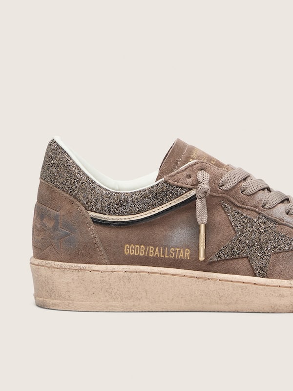 Golden Goose - Ball Star de mujer de ante marr&oacute;n con estrella Swarovski marr&oacute;n in 