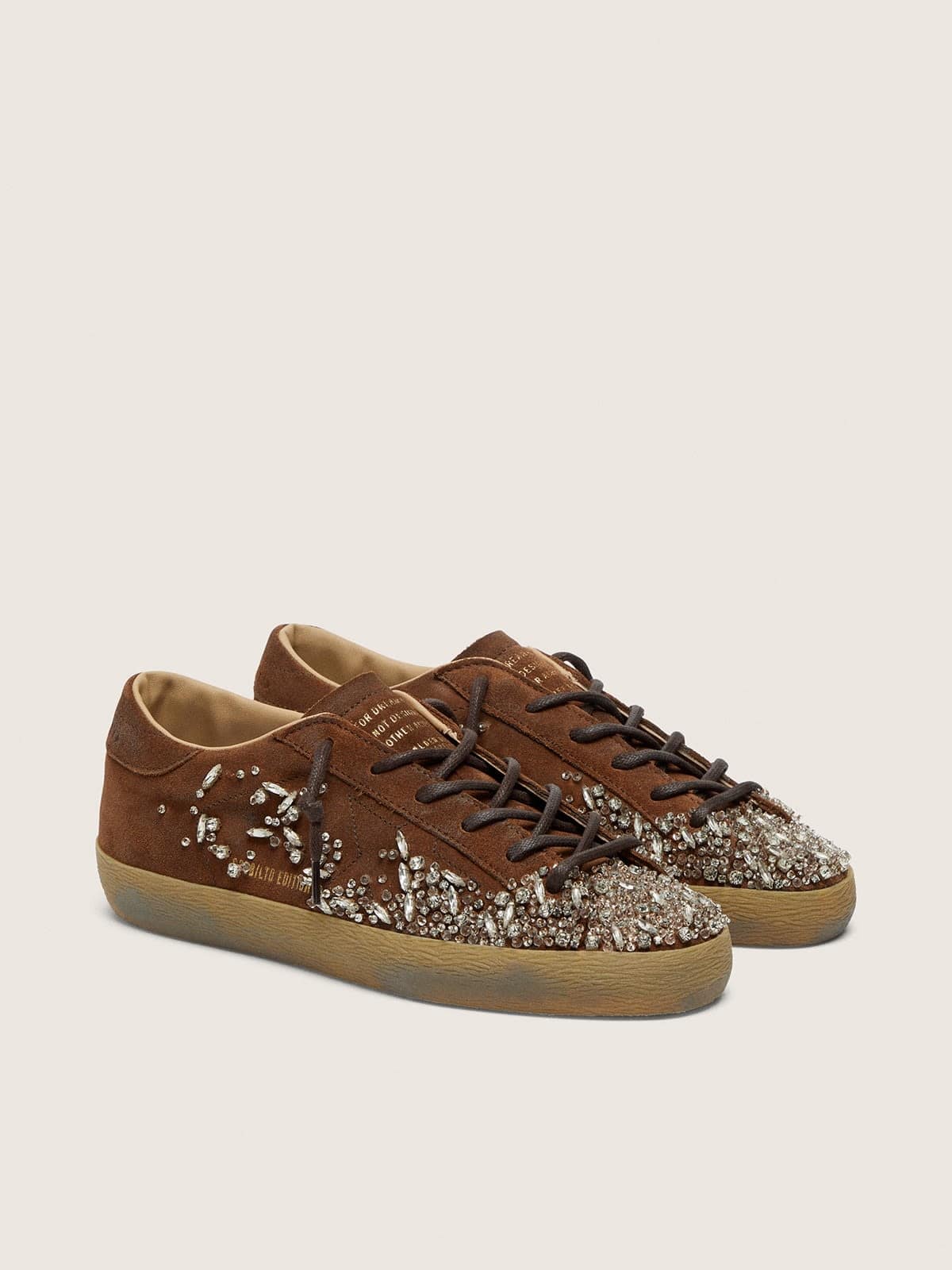 Golden Goose - Super-Star LTD donna in suede marrone con stella ricamata in ton-sur-ton e strass argento in 