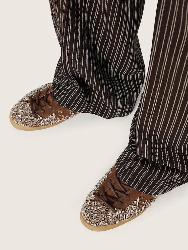 Women&rsquo;s Super-Star LTD in brown suede with tone-on-tone embroidered star and silver rhinestones