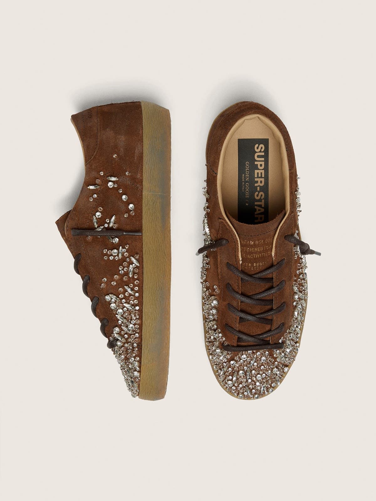 Golden Goose - Super-Star LTD donna in suede marrone con stella ricamata in ton-sur-ton e strass argento in 
