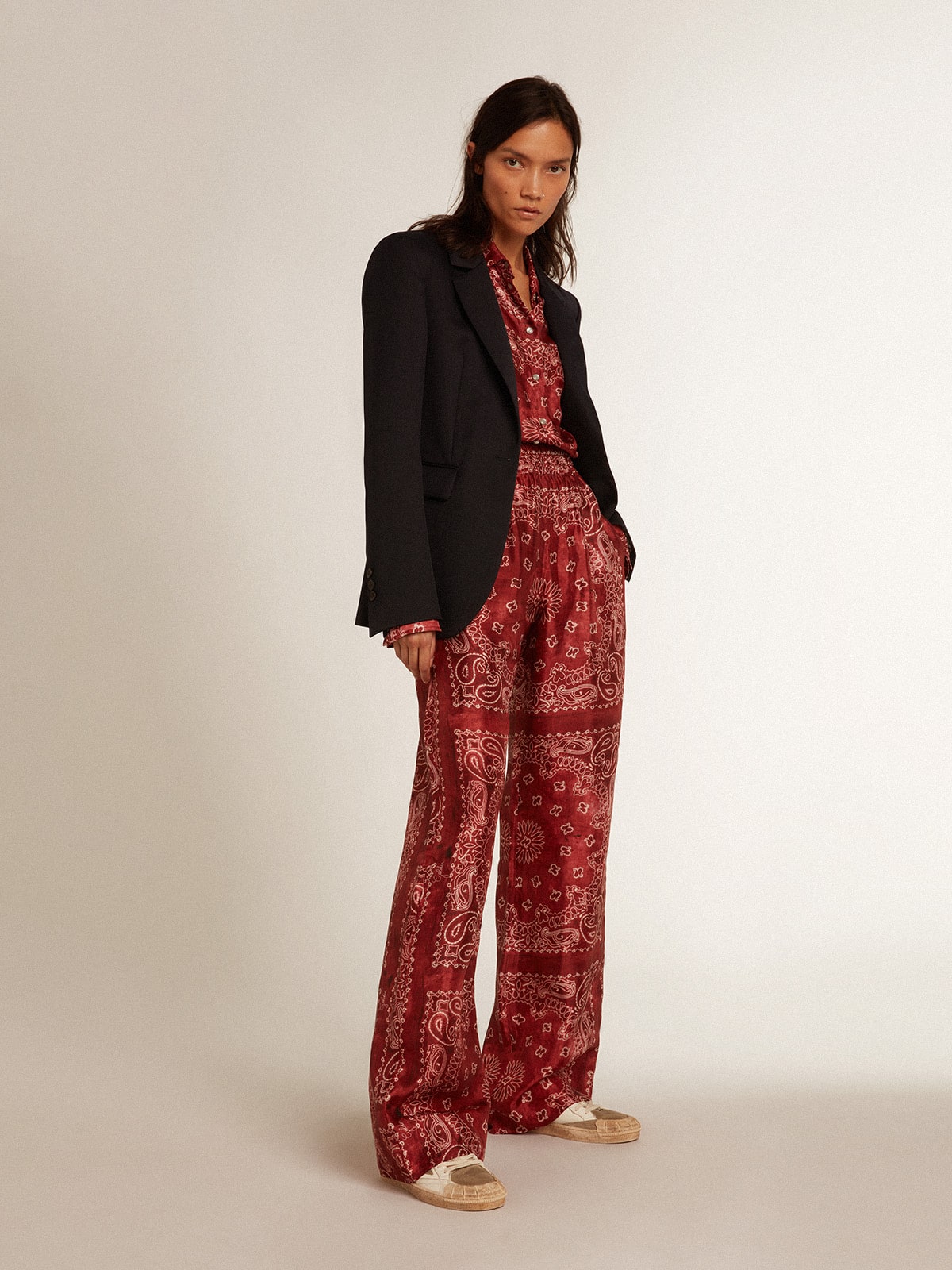 Golden Goose - Women's burgundy pajama shirt with paisley print in 