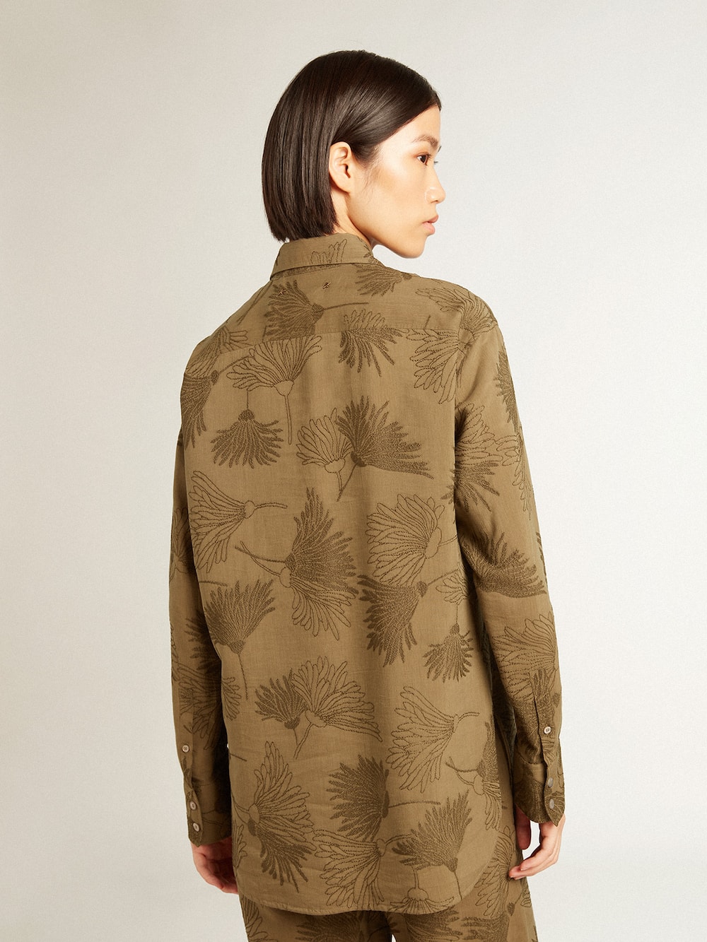 Golden Goose - Olivgrünes Damenhemd aus Viskose-Baumwolle-Mischung mit floralem Motiv in 
