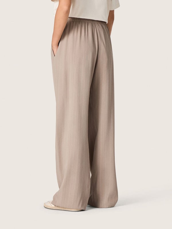 Golden Goose - Women's pants in gray wool blend with pinstripe motif and elasticated waist in 