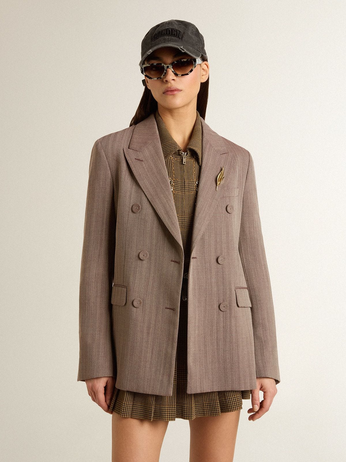 Golden Goose - Blazer doppiopetto da donna in misto lana chevron di colore beige in 