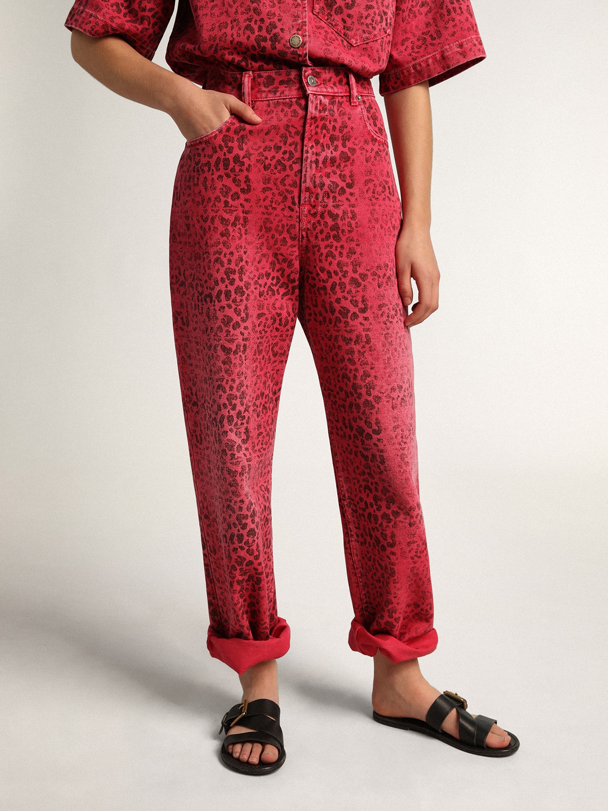 Golden Goose - Azalea-colored Journey Collection denim pants with black leopard print in 