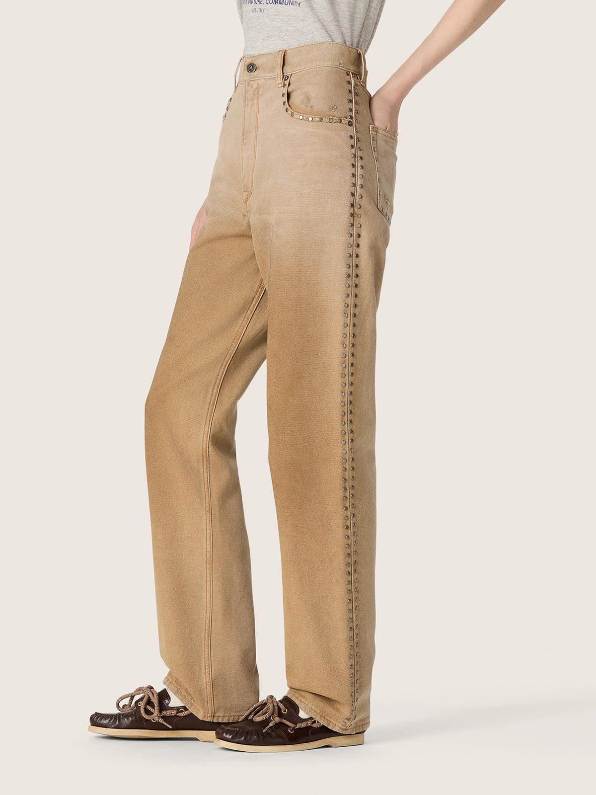 Golden Goose - Vaqueros de mujer de algod&oacute;n beige con tachas in 
