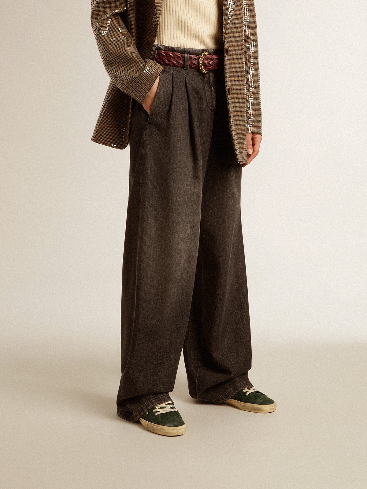 パンツ GOLDEN  Woman Pants Black GWP01203P00099490100 Women's medium-wash cotton pants