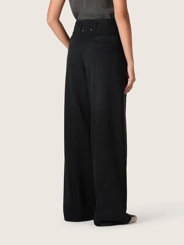 Golden Goose - Women's pants in black cotton denim with a lived-in treatment in 