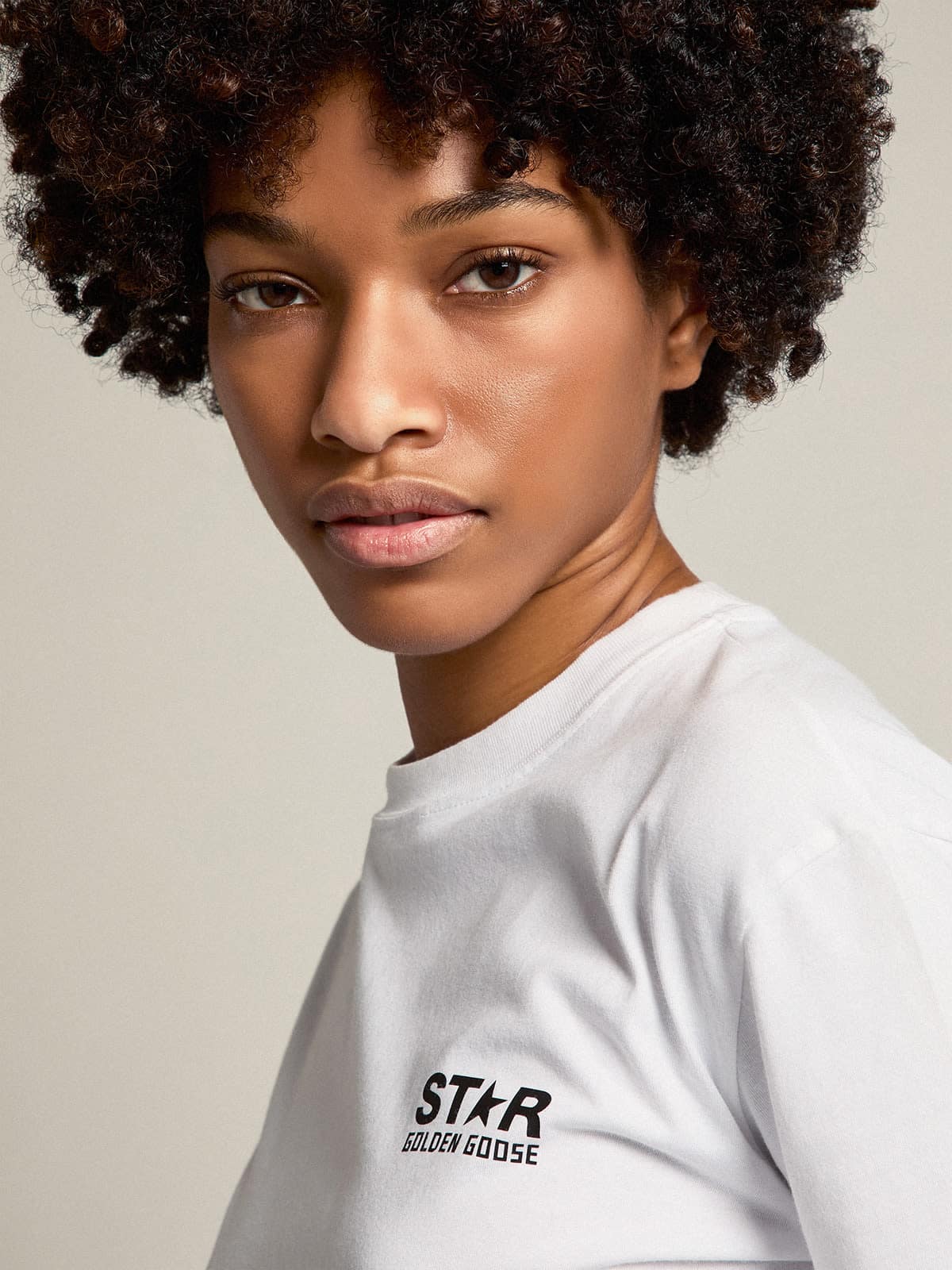 Golden Goose - White Star Collection T-shirt with contrasting black logo and star in 