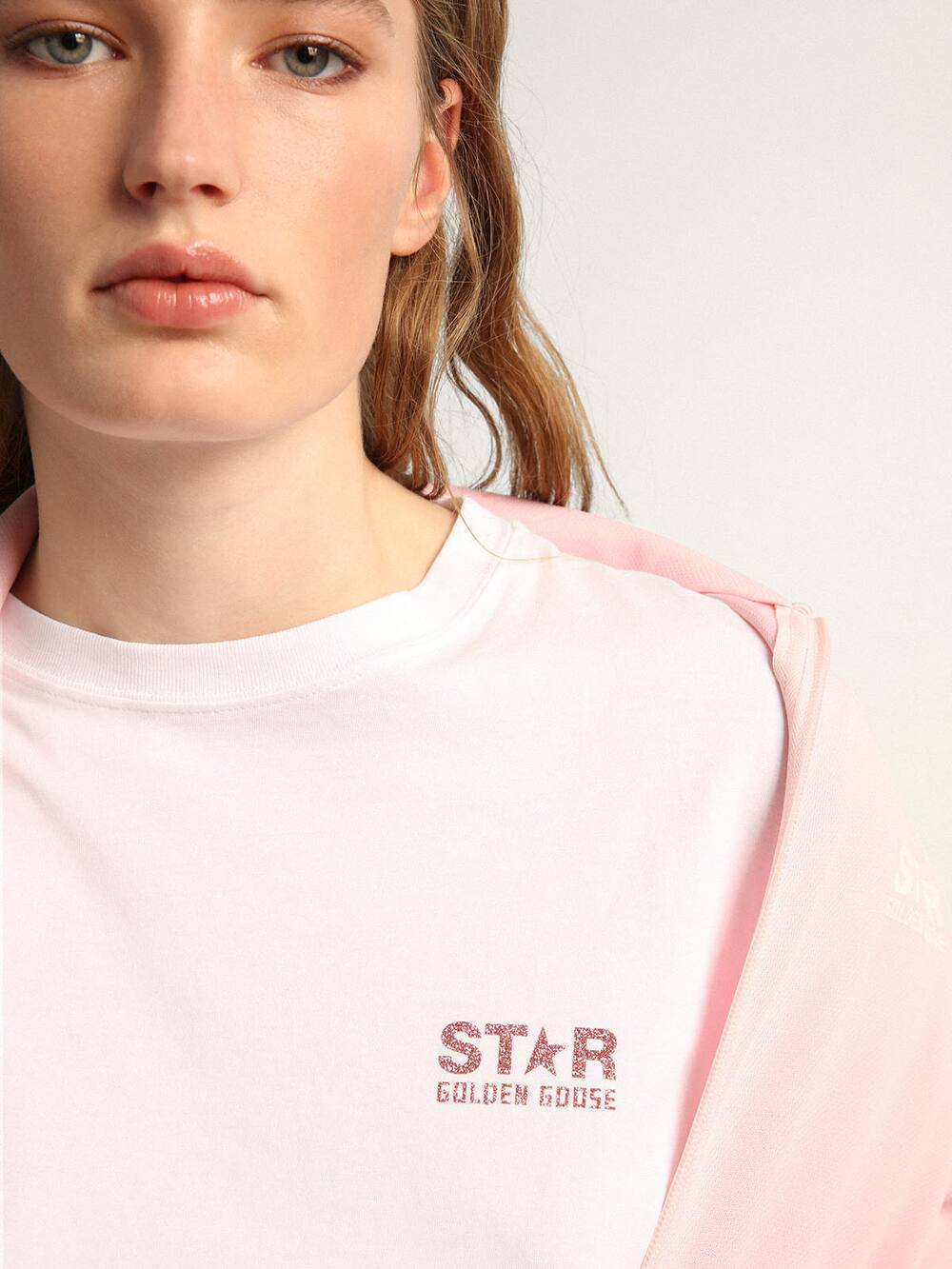 Golden Goose - T-shirt femme blanc avec logo et étoile à paillettes roses in 