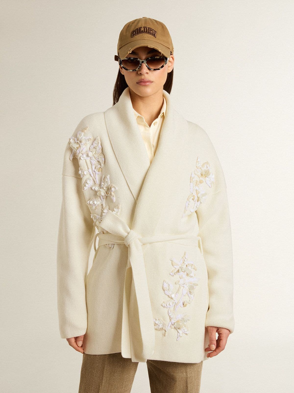 Golden Goose - Cárdigan de mujer de algodón color nata con bordado floral in 