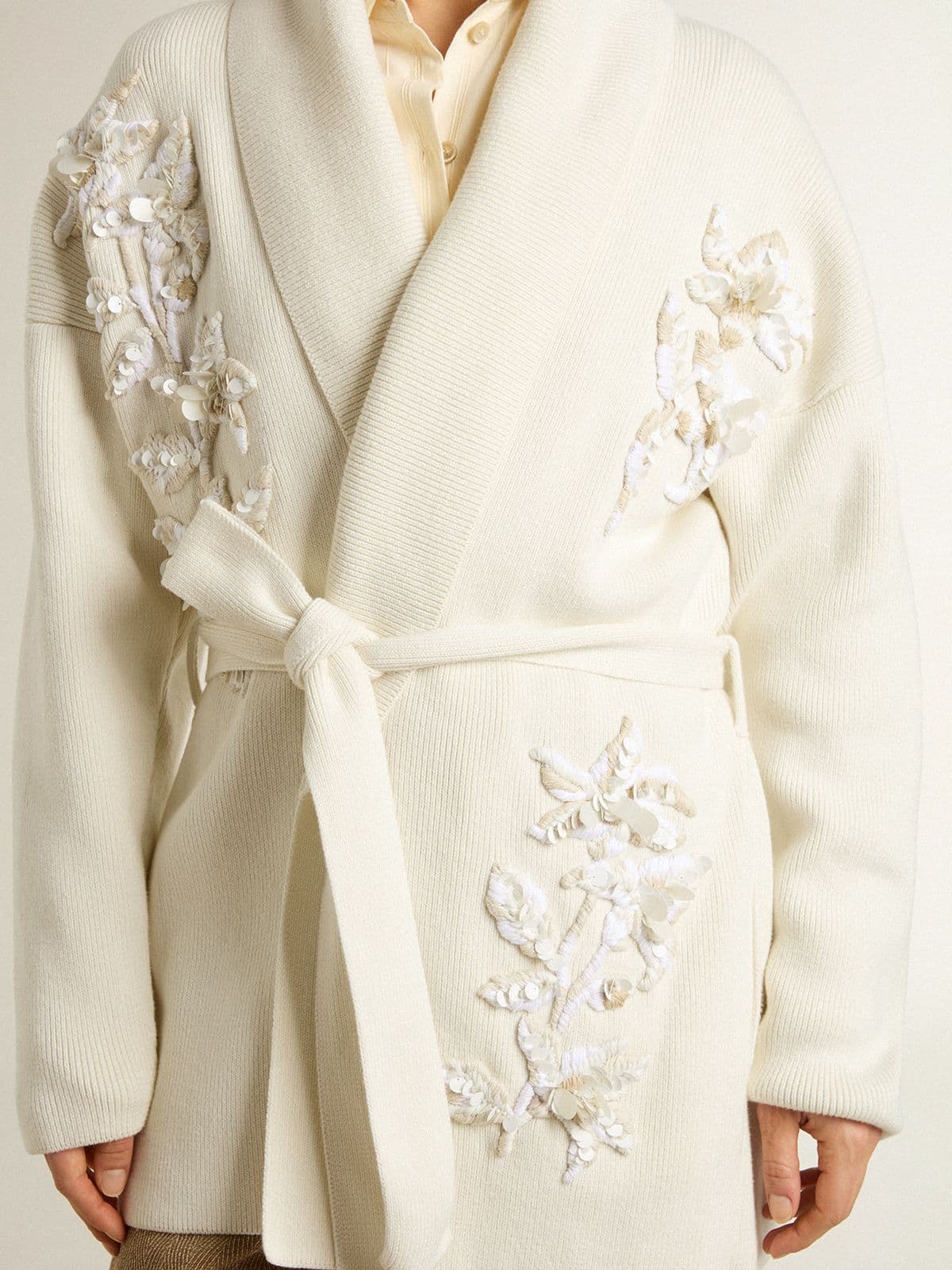 Golden Goose - Women's cream-colored cotton cardigan with floral embroidery in 