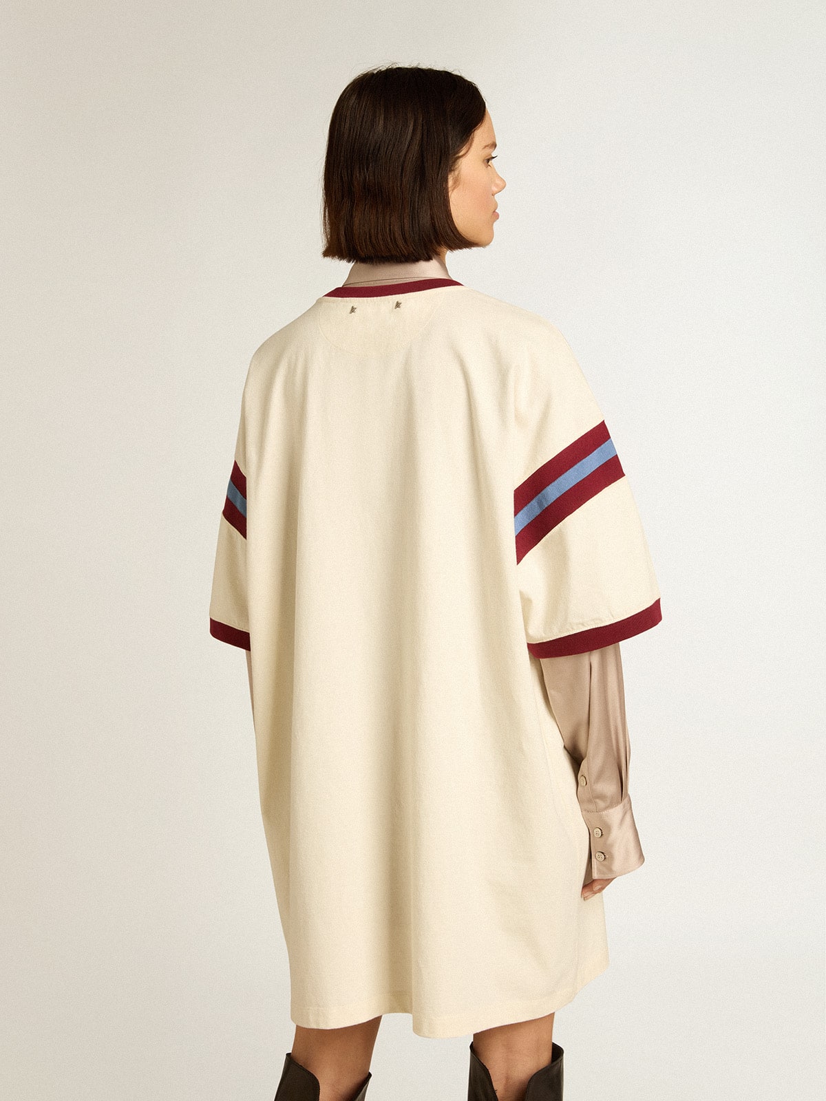 Golden Goose - Robe blanc femme avec inscription bordeaux sur le devant in 