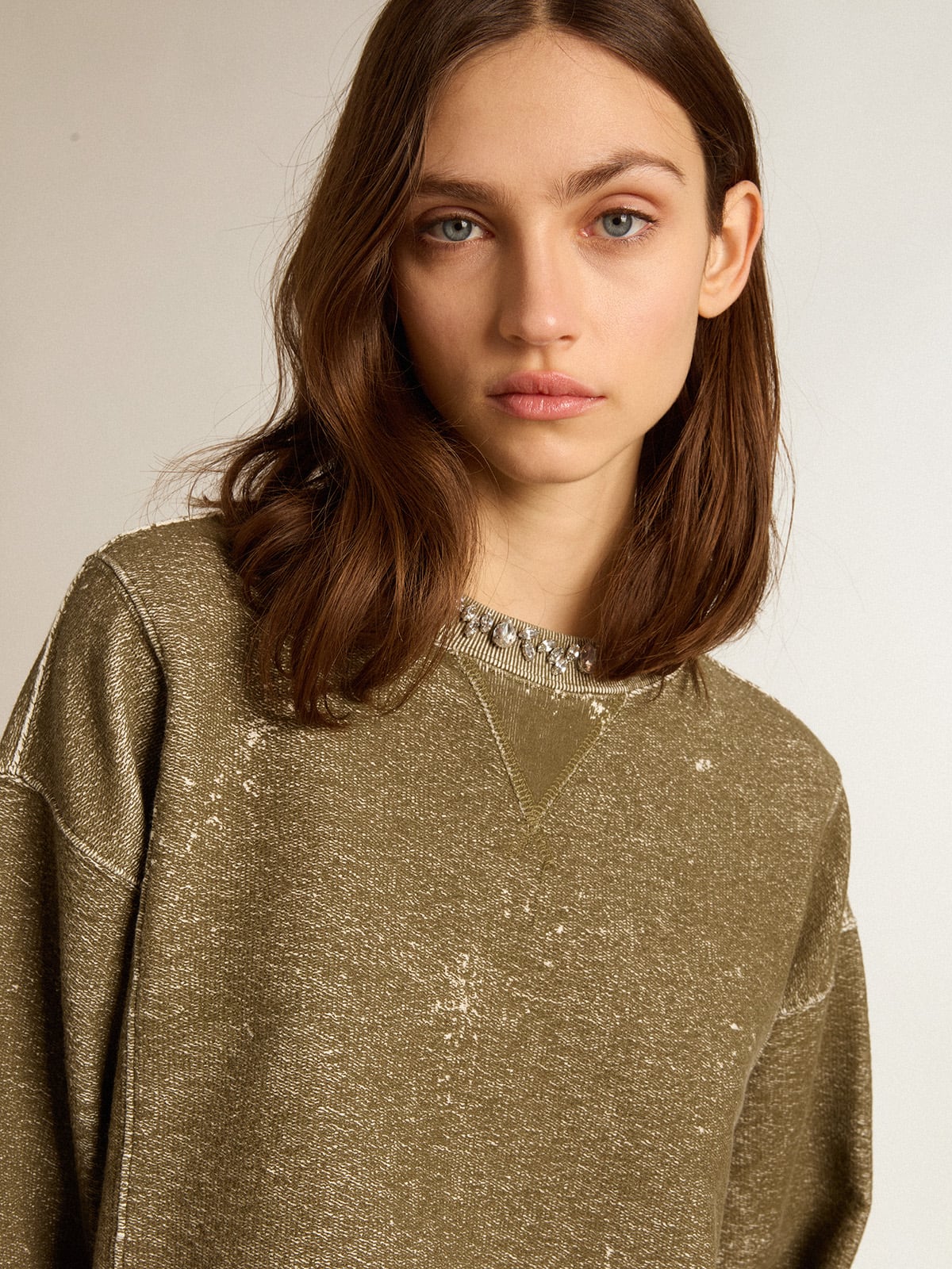 Golden Goose - Cropped-Sweatshirt aus Baumwolle im Farbton Buche in Vintage-Optik in 