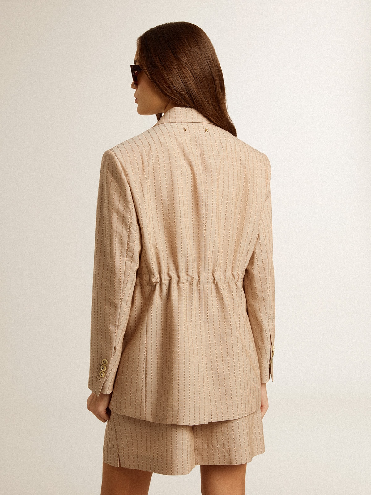 Golden Goose - Blazer de mujer de color beige oscuro con cierre cruzado con botones in 