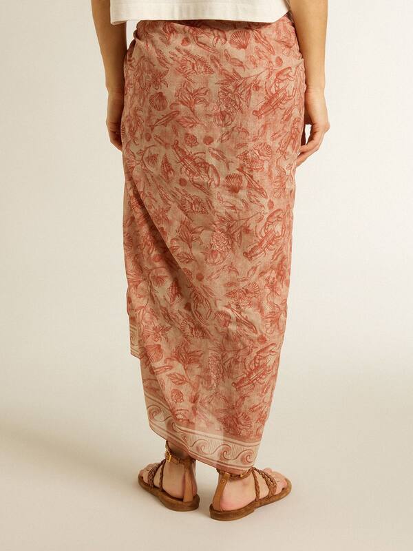 Golden Goose - Sarong in cotton voile with all-over print in white and brick red in 