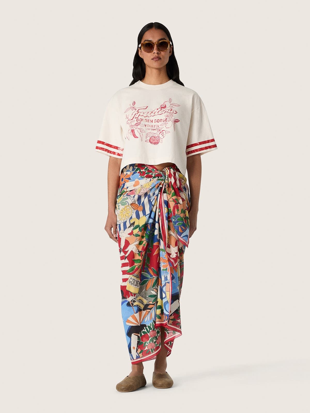 Golden Goose - Foulard en coton avec imprim&eacute; multicolore in 