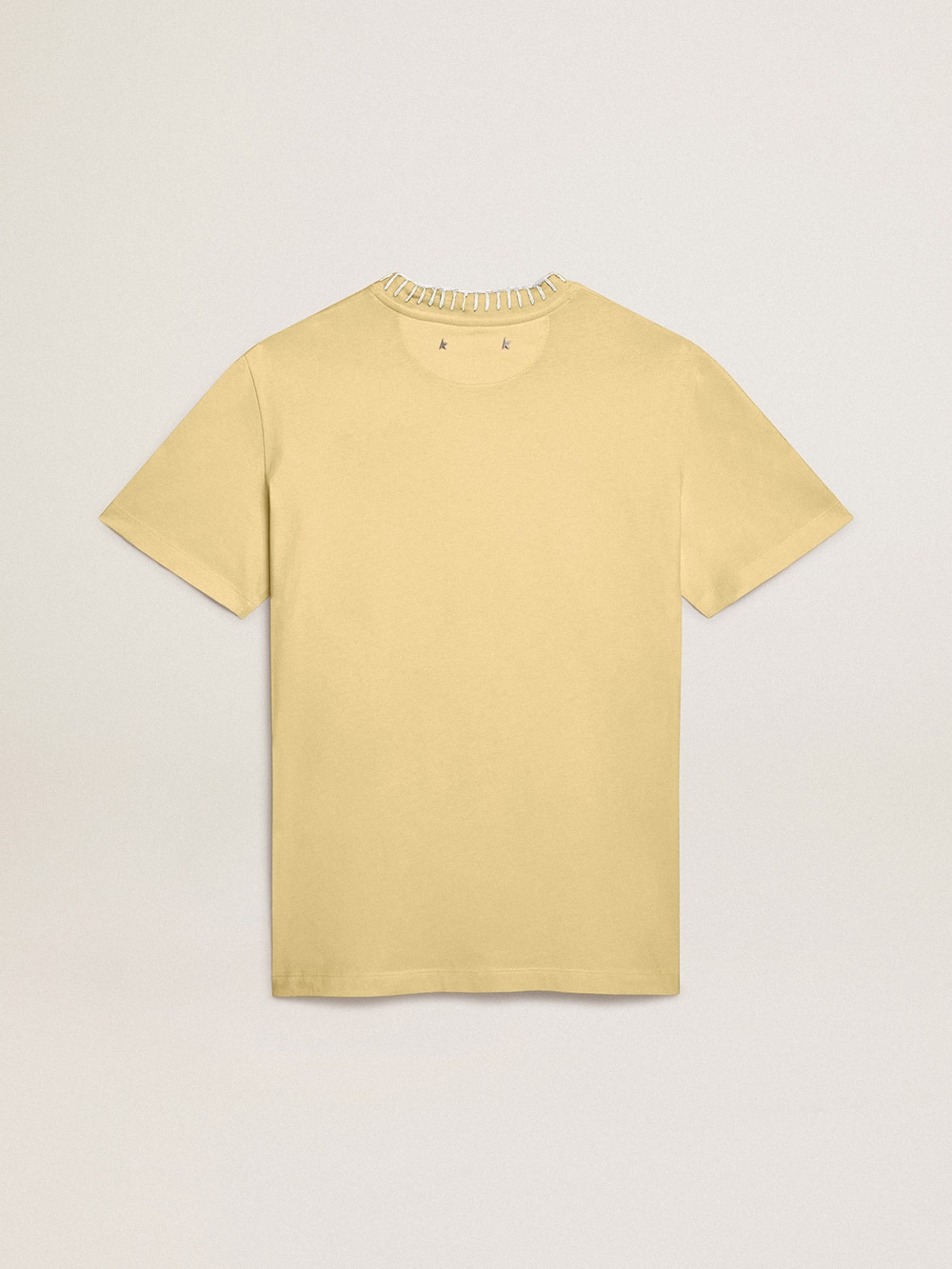 Golden Goose - T-shirt da donna in jersey di cotone con ricamo sul collo e sul cuore in 