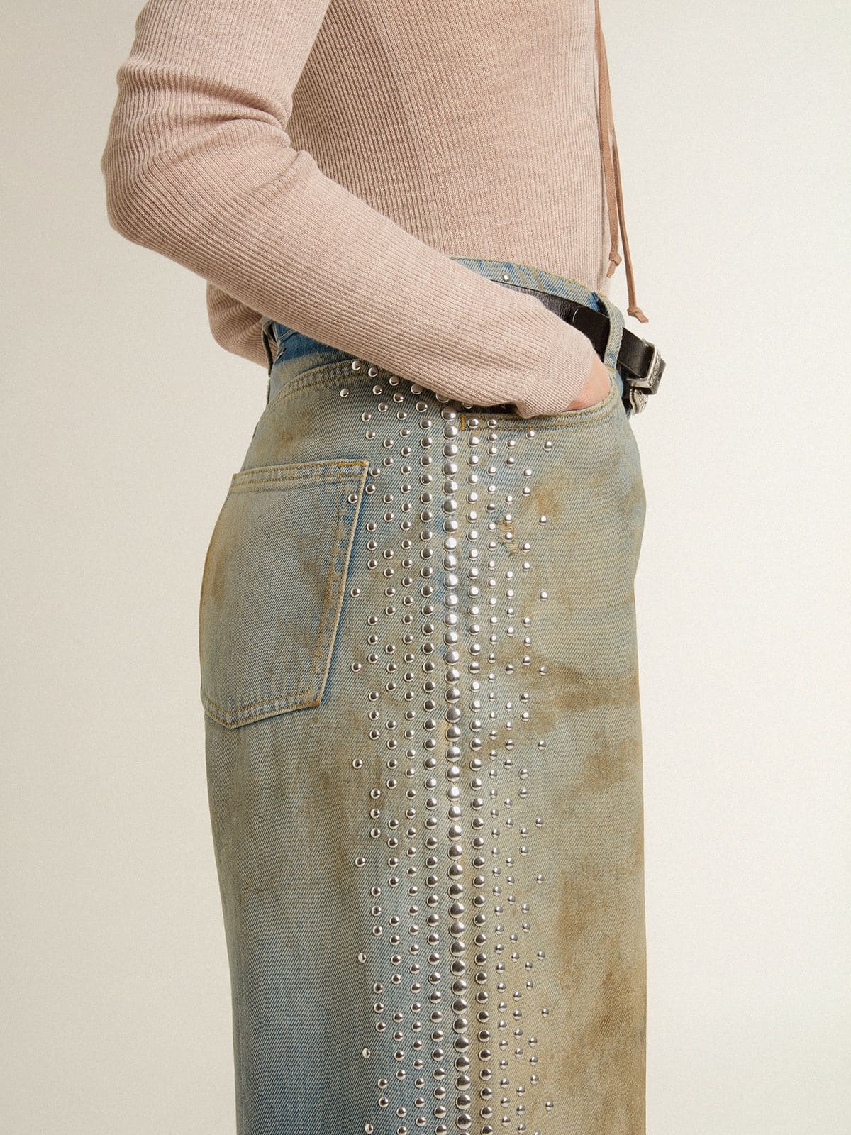 Golden Goose - Women's boyfriend jeans with a lived-in effect sand wash and studs in 