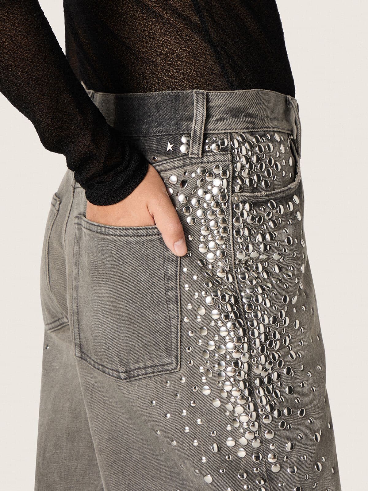 Golden Goose - Women's boyfriend jeans in gray denim with silver gradient-effect studs in 