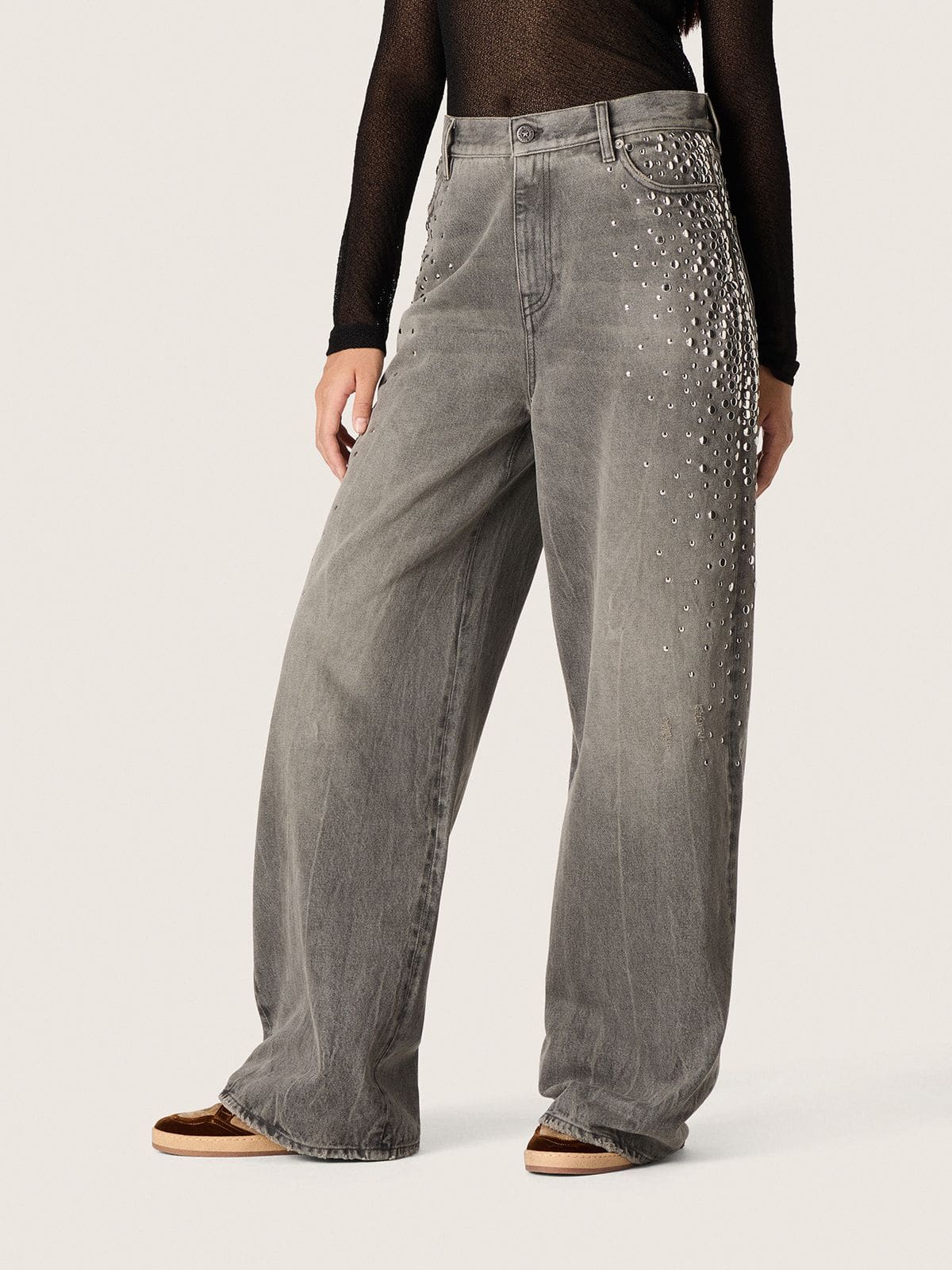 Golden Goose - Women's boyfriend jeans in gray denim with silver gradient-effect studs in 