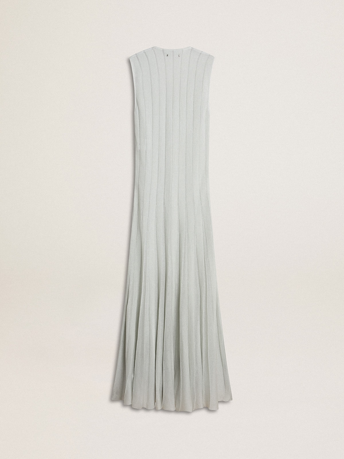 【送料&関税込】Golden Goose Numa V-neck Dress P00783244.jpg