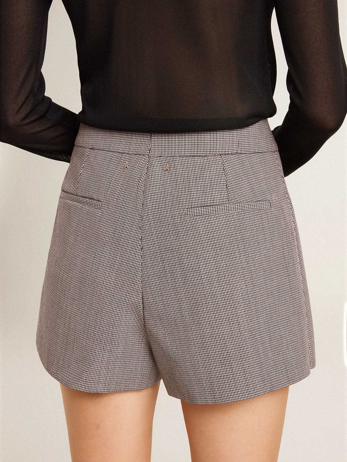 Golden Goose - Women's gray mini shorts in houndstooth wool in 