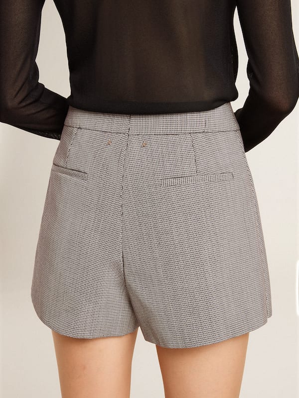 Golden Goose - Women's gray mini shorts in houndstooth wool in 