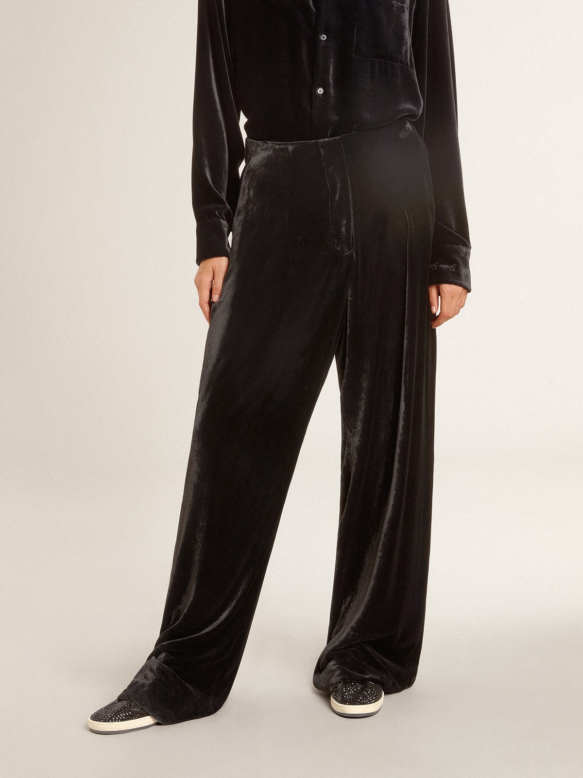 Golden Goose - Black velvet-effect pants in 