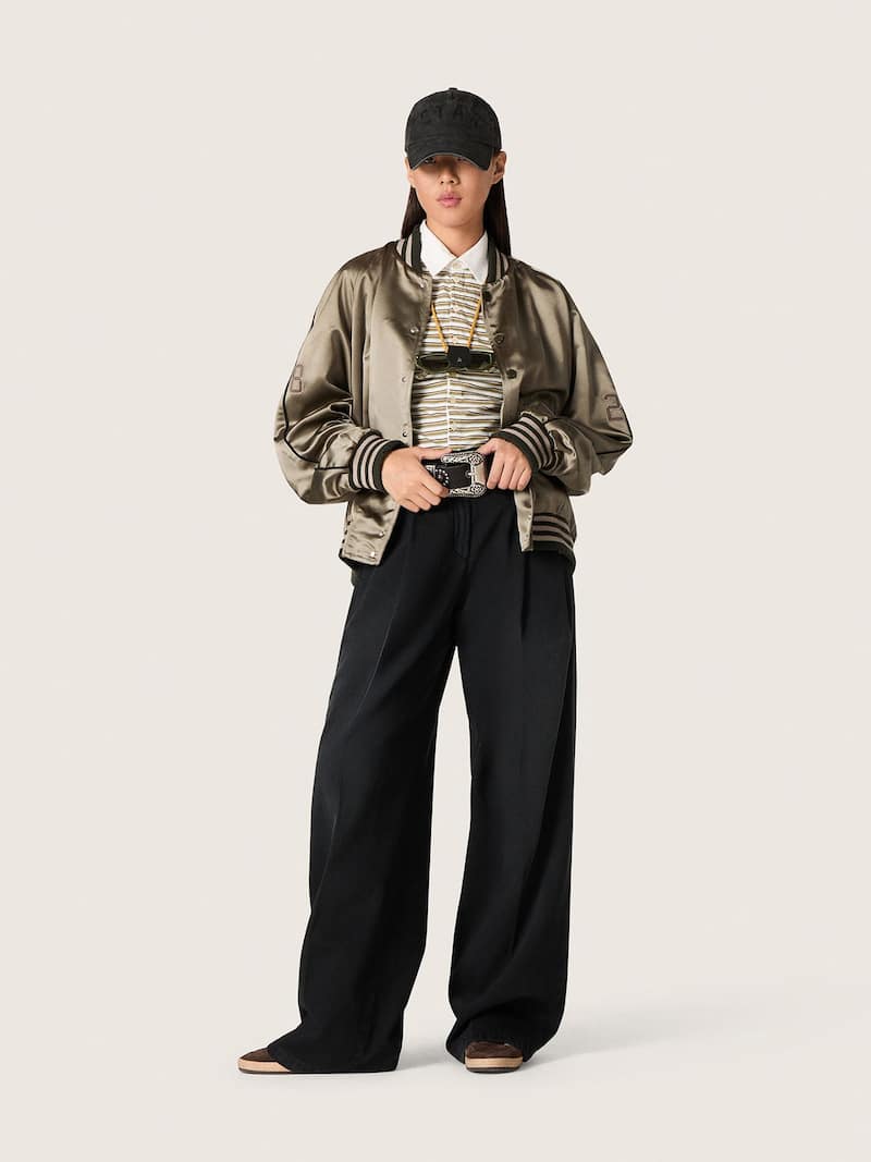 Golden Goose - Damen-Polohemd aus gestreiftem Jersey mit Kontrastkragen in 