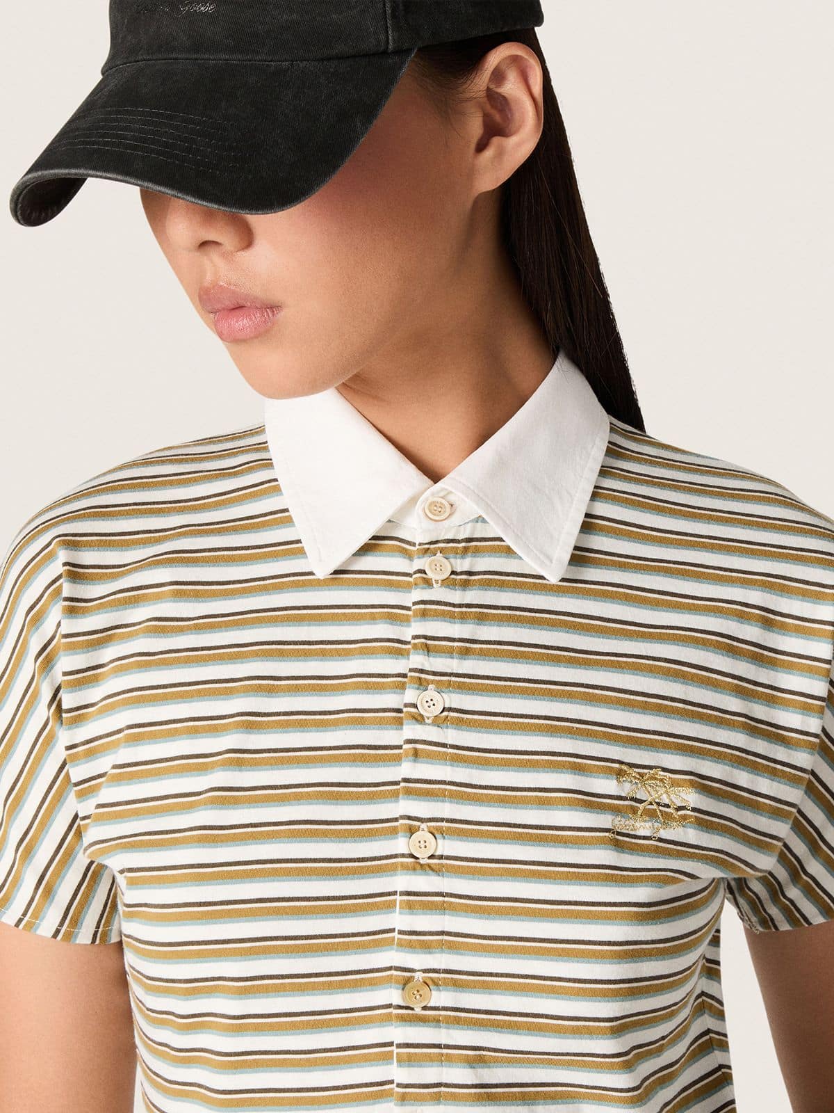 Golden Goose - Damen-Polohemd aus gestreiftem Jersey mit Kontrastkragen in 