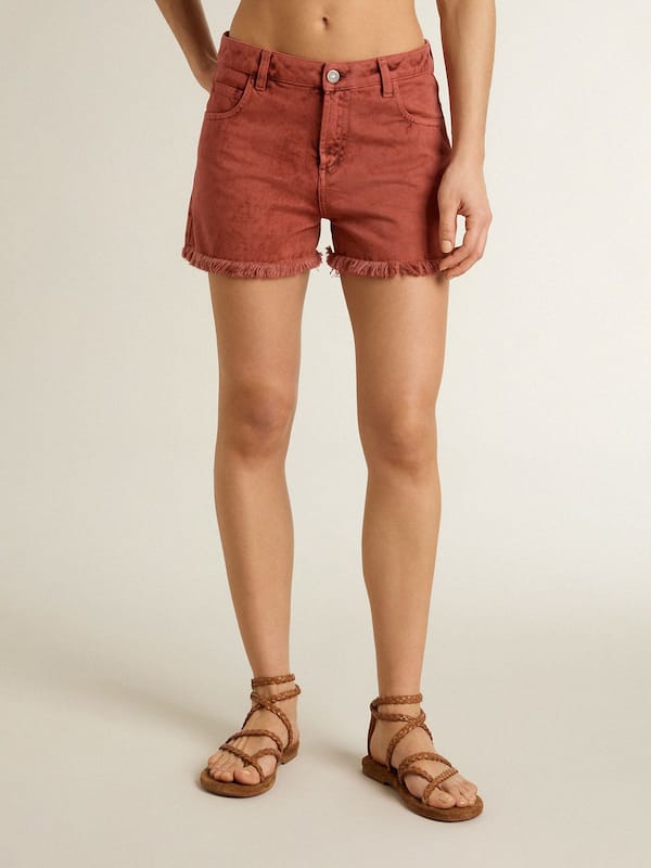 Golden Goose - Women's shorts in brick-red denim with Golden Mediterraneo embroidery in 