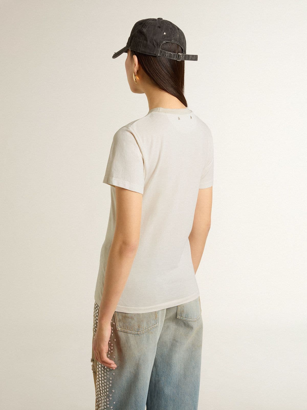 Golden Goose - T-shirt da donna bianca con scritta frontale in 