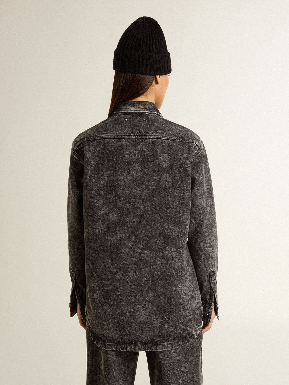 Golden Goose - Women's black denim shirt with ton sur ton floral pattern in 