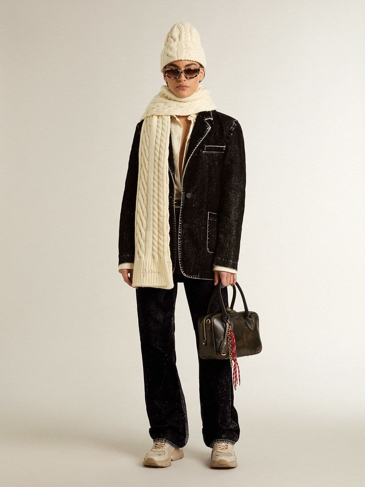 Golden Goose - Chaqueta de mujer de denim negro efecto terciopelo in 