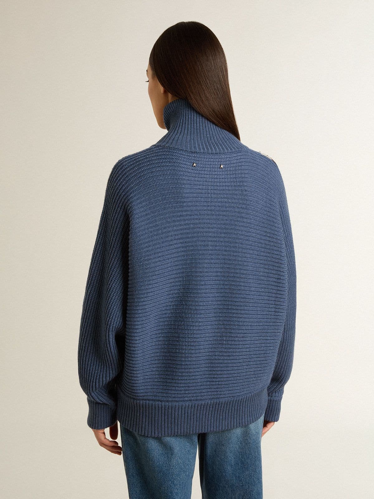 Golden Goose - Maglione in lana jacquard da donna azzurro con motivo color panna in 