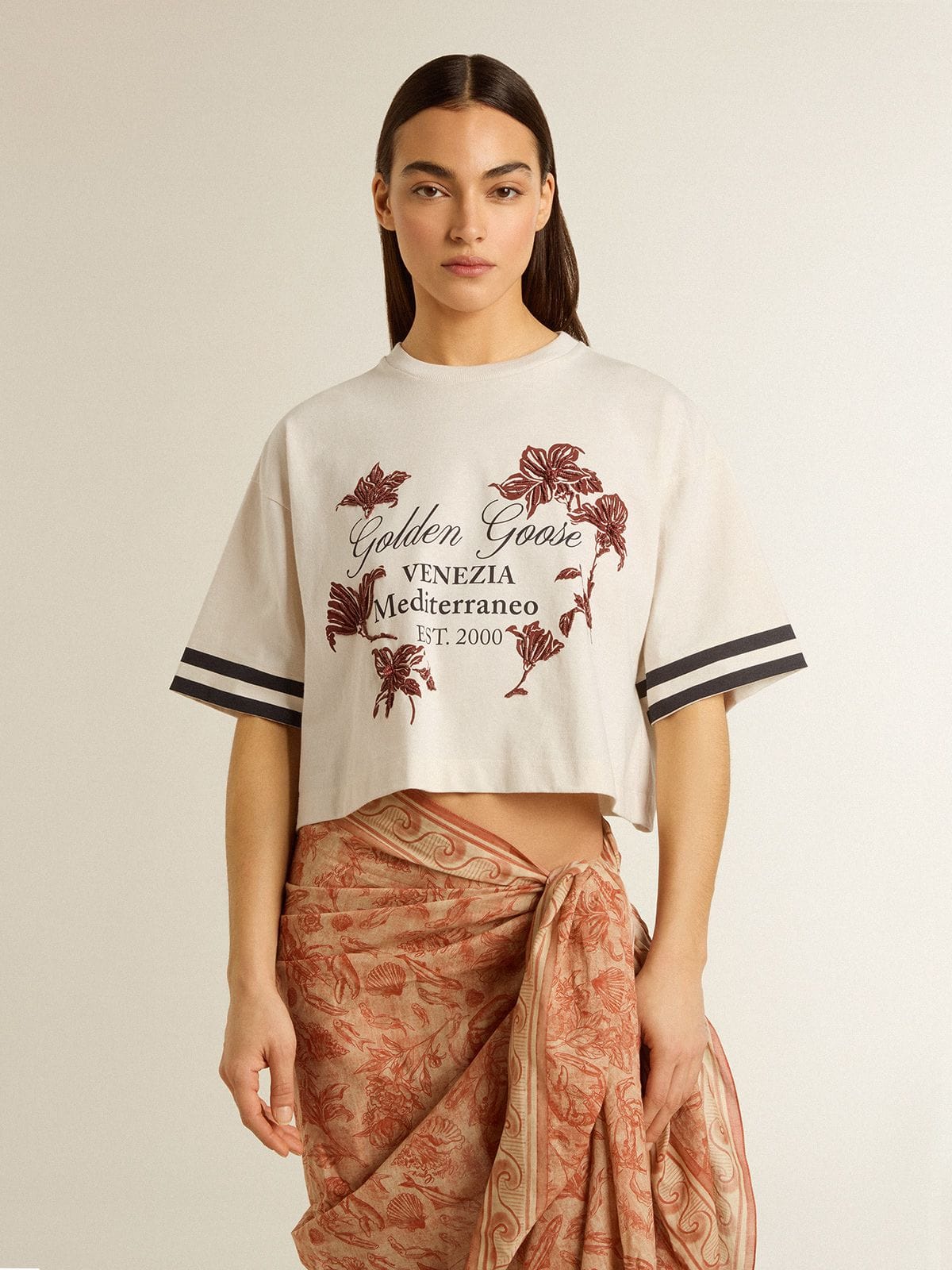 Golden Goose - 饰有刺绣和 Venezia Mediterraneo 印花的女式白色针织短款超宽松 T恤 in 