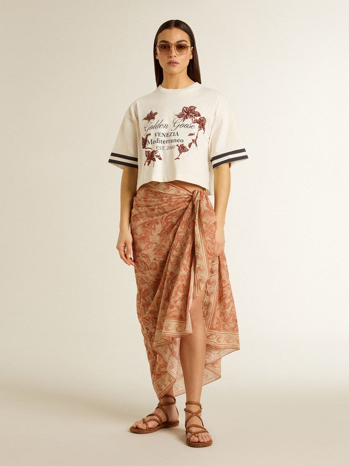 Golden Goose - 饰有刺绣和 Venezia Mediterraneo 印花的女式白色针织短款超宽松 T恤 in 