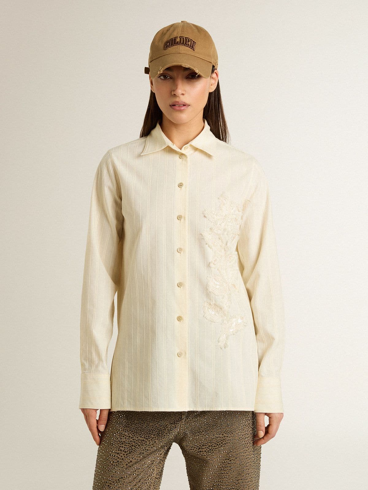 Golden Goose - Camisa de mujer de algodón color nata con bordado floral in 