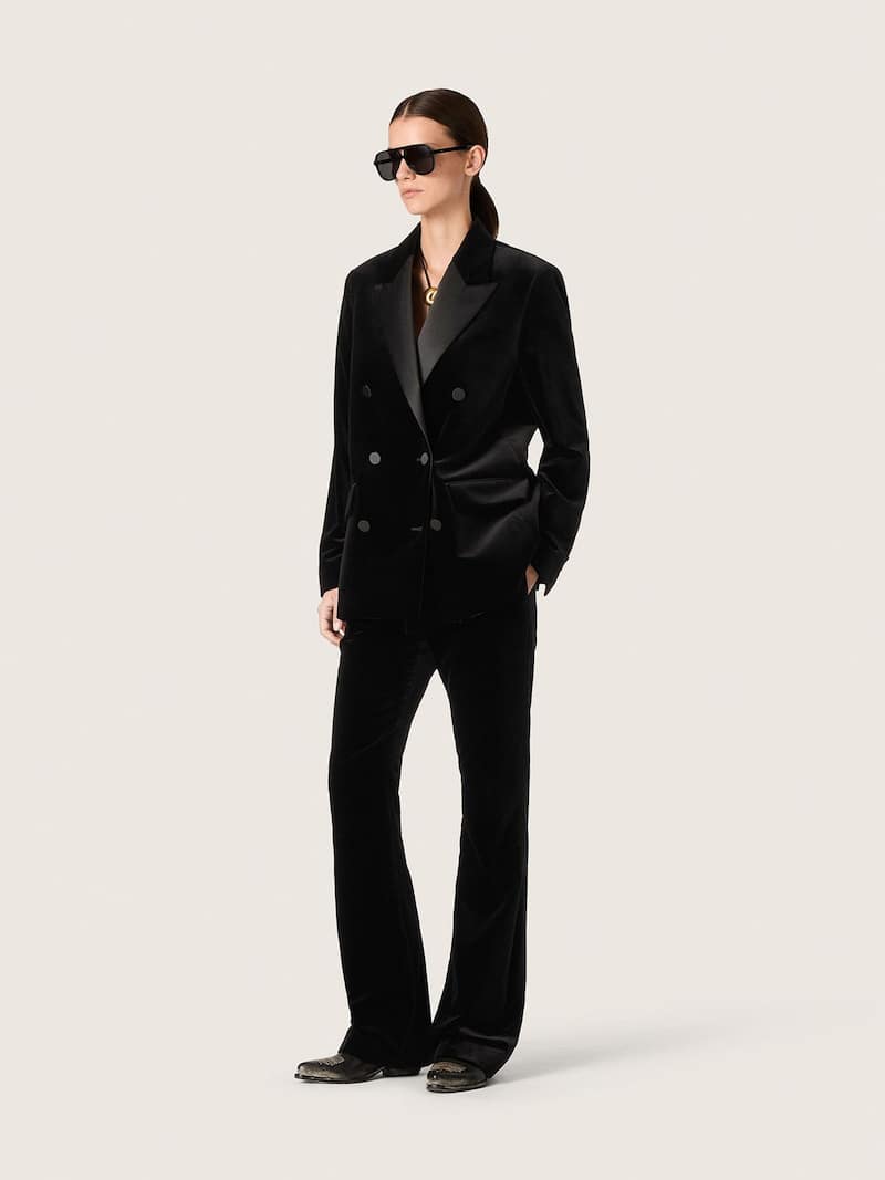Golden Goose - Ausgestellte Damenhose im Slim-Fit aus schwarzem Baumwollsamt in 