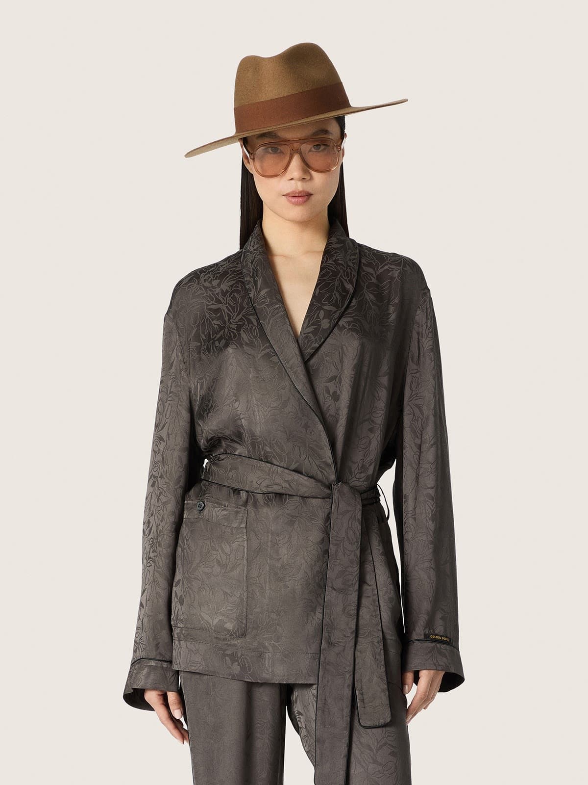 Golden Goose - Chaqueta kimono de mujer en raso jacquard negro in 