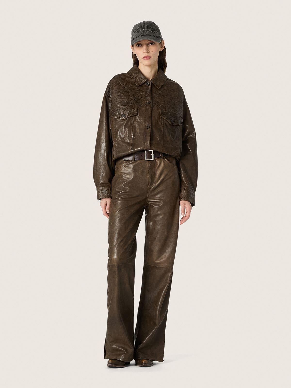 Chaqueta de mujer de napa encerada color verde oscuro con paneles