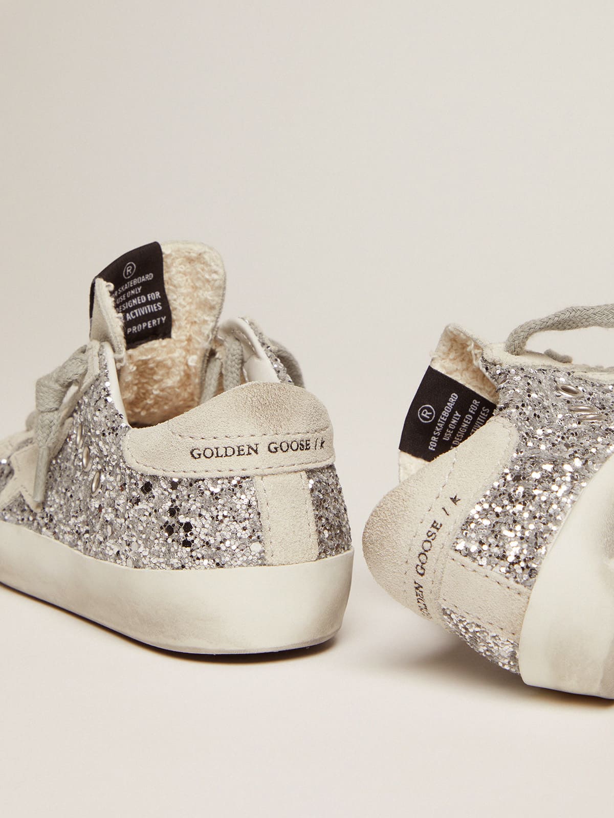 Golden Goose - Super-Star Young con purpurina plateada in 