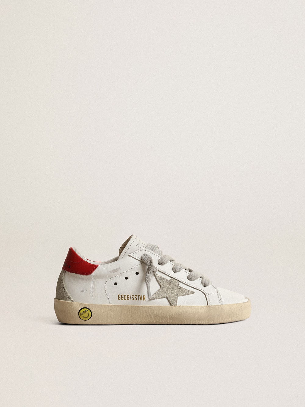 Golden Goose - Super-Star Young with suede star and red leather heel tab in 