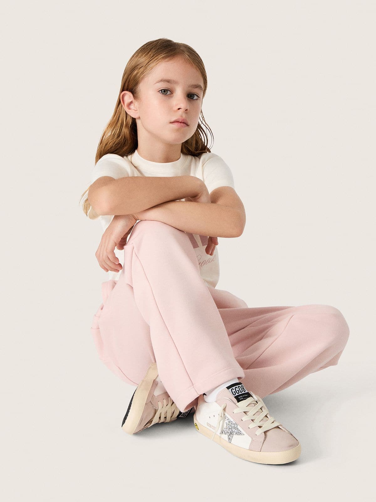Young Super-Star in white and powder-pink leather with silver glitter star